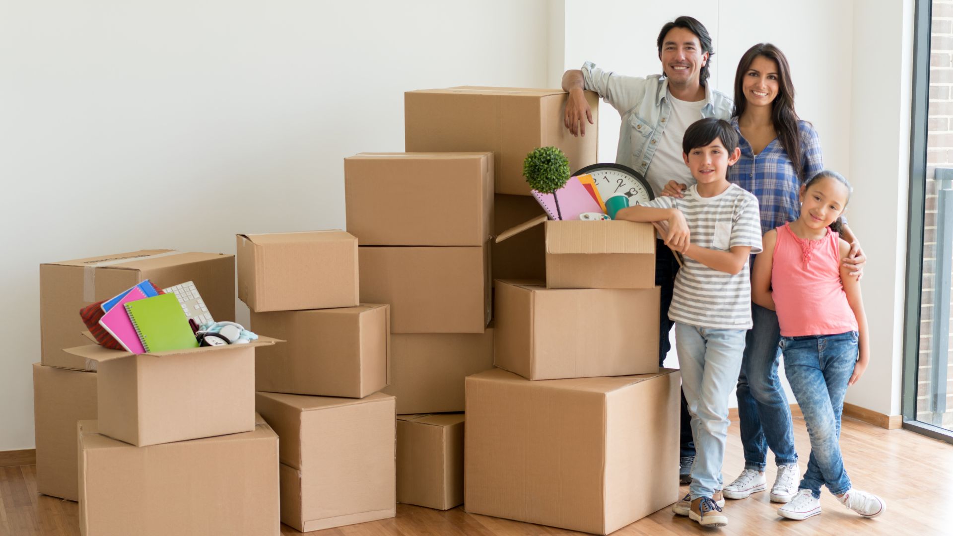 Embracing a Fresh Start: The Advantages of Moving in the New Year (2024)